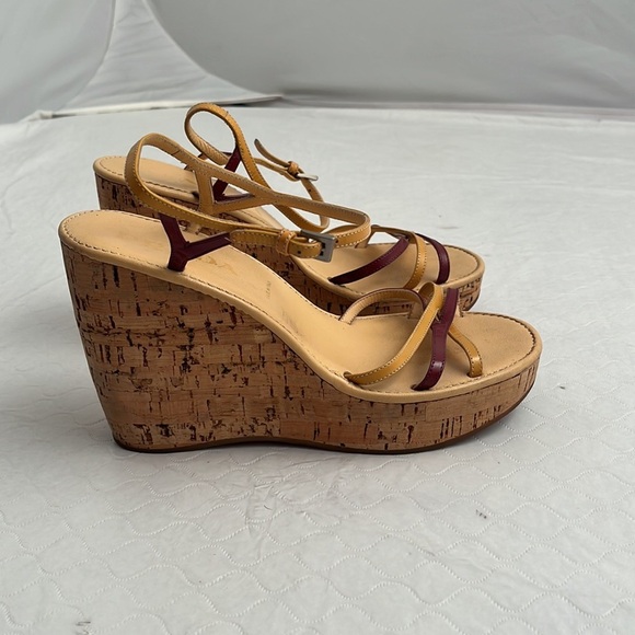 Prada tan and burgundy patent leather strappy cork platform wedge sandals - Picture 2 of 9